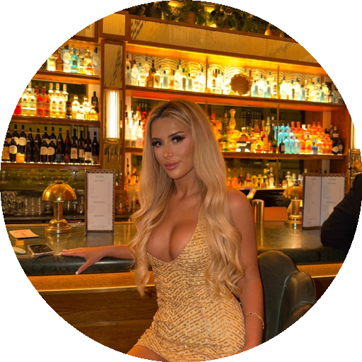 Claudia, TikTok LIVE creator @claudiagwilt